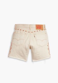 COMPLETO Levi's® Pride Giacca Trucker Western Liberation & Pride 501® '93 Cut-off Shorts — vista 8